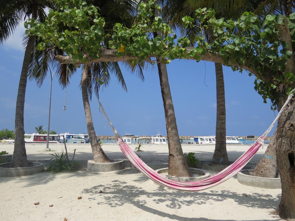 Leisure Boutique Hotel Maafushi Exterior photo